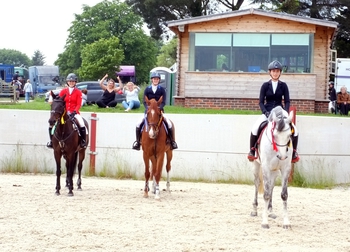 Stephanie Harris claims the Nupafeed Supplements Senior Discovery Second Round at Dorset Showground